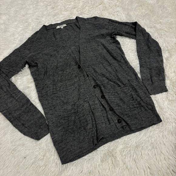 Madewell Heather Gray Button Down Cardigan with Pockets size small - Picture 2 of 10